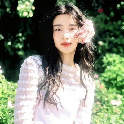 踉跄女孩